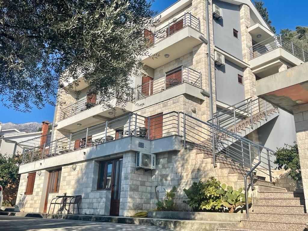 Boutique A&n Daire Budva